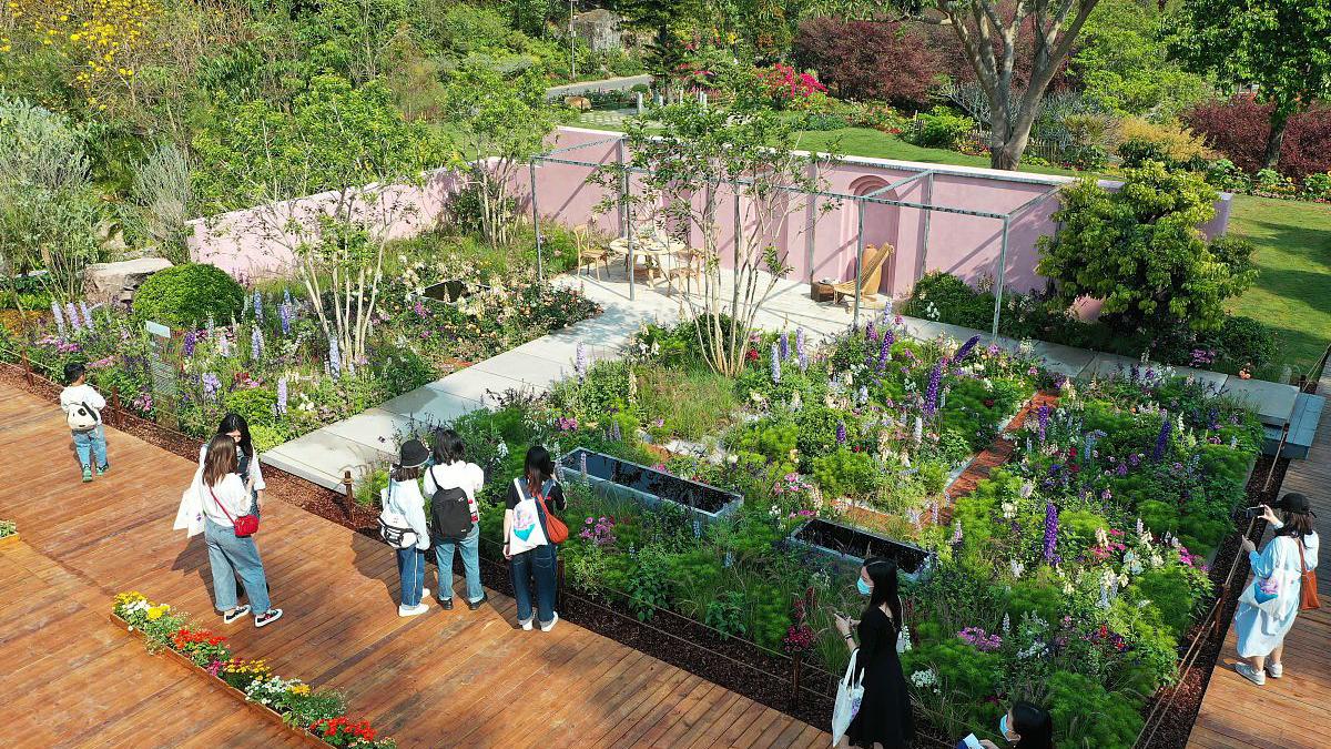 乡住建房问答：现代别墅景观设计的注意事项有哪些？