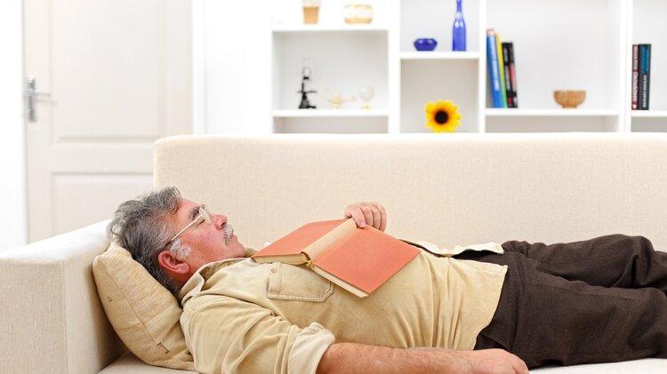 熬夜|医生坦言：这6种病都不是病，只是人老了！过度治疗反而可能伤身