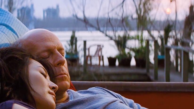 追逐时间的杀手：《环形使者》的烧脑故事