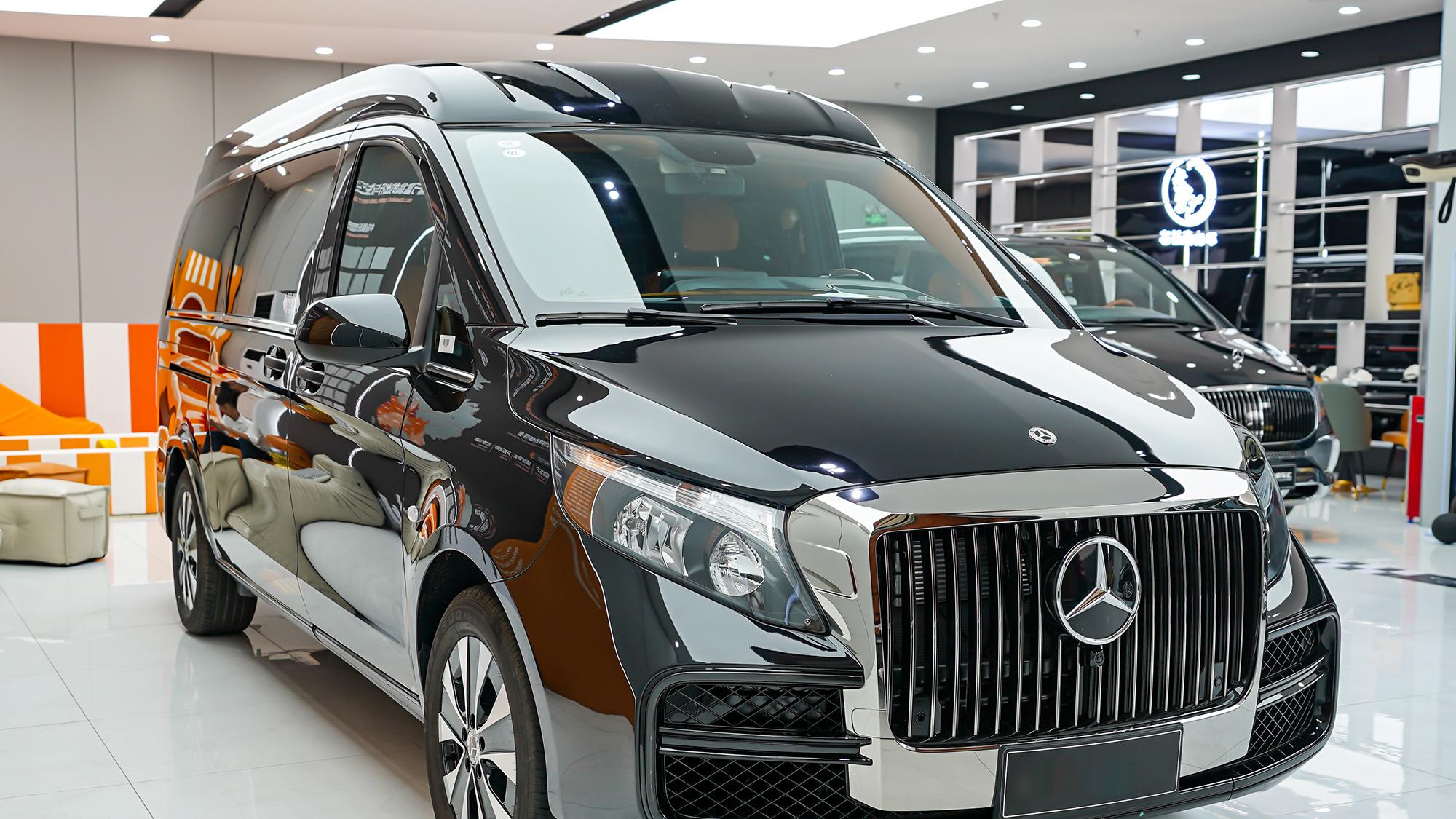 满足商务接待，又能家庭任性出游！奔驰豪华7座商务车探路版