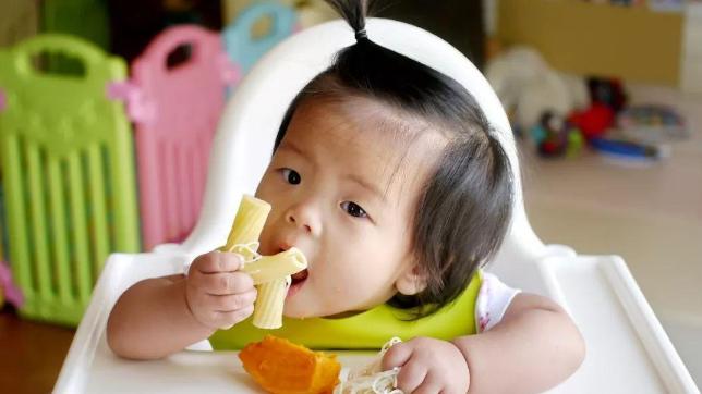 添加辅食常见的4个误区，家长要早知道，以免影响宝宝的发育