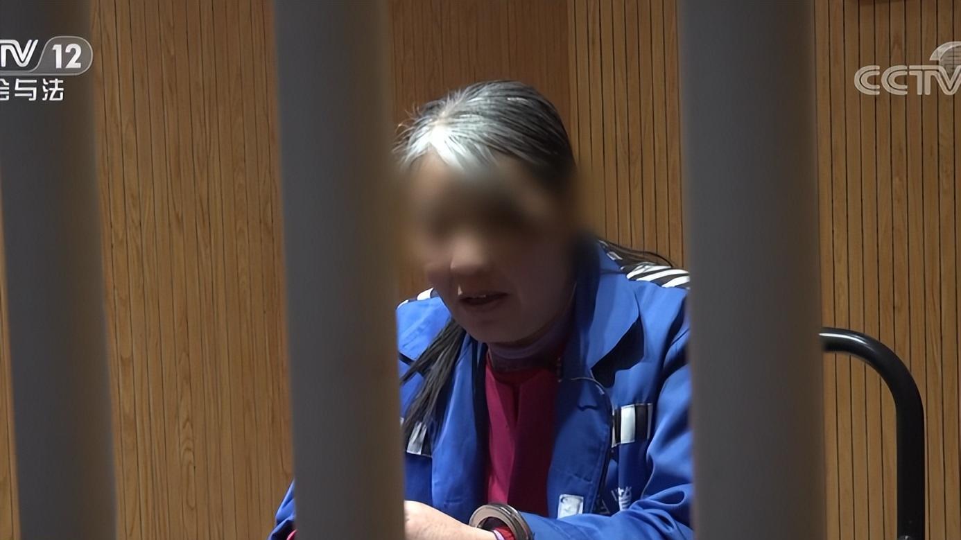 女子出轨睡小鲜肉，情夫之间争风吃醋，酒后吐真言牵出12年前命案