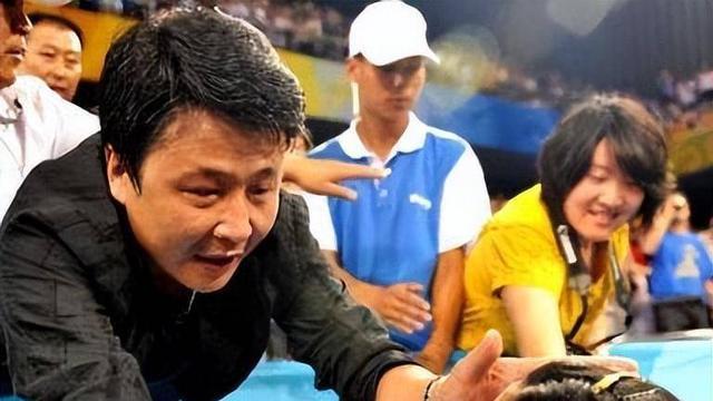 富豪追冠军有手段！王楠老公二婚前追求爱情，送给爱人土豪般礼物