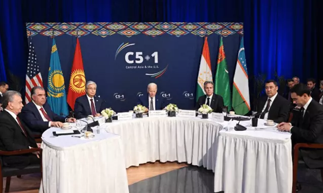 美国逼迫中方支付赔款，这次中国不再仁慈，要求白宫尽快“还钱”
