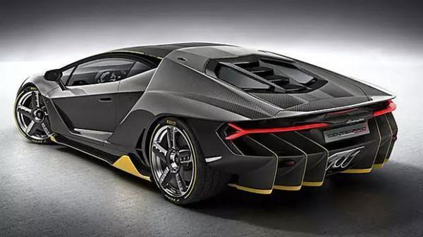 Centenario：致敬传奇，引领极致驾驶之旅