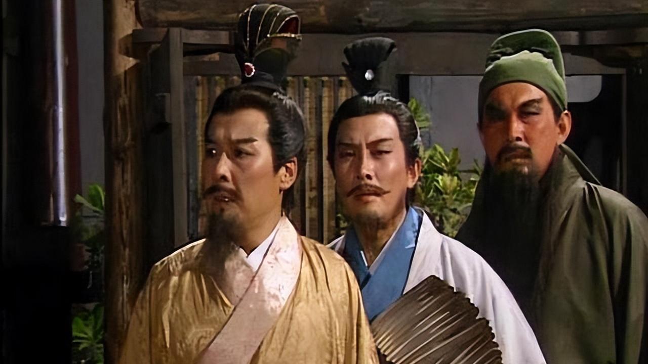 刘备死前提拔一员猛将，后来不但为关羽报了仇，还为诸葛亮出了气