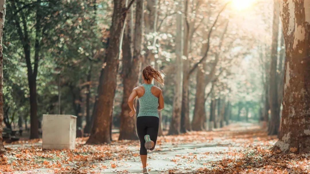 臀部|为了保持身体健康，每周最低跑量应该是多少？