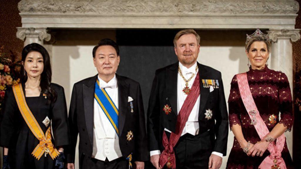 尹锡悦正在荷兰访问，刚谈成一项大合作，中俄大批战机逼近韩国！