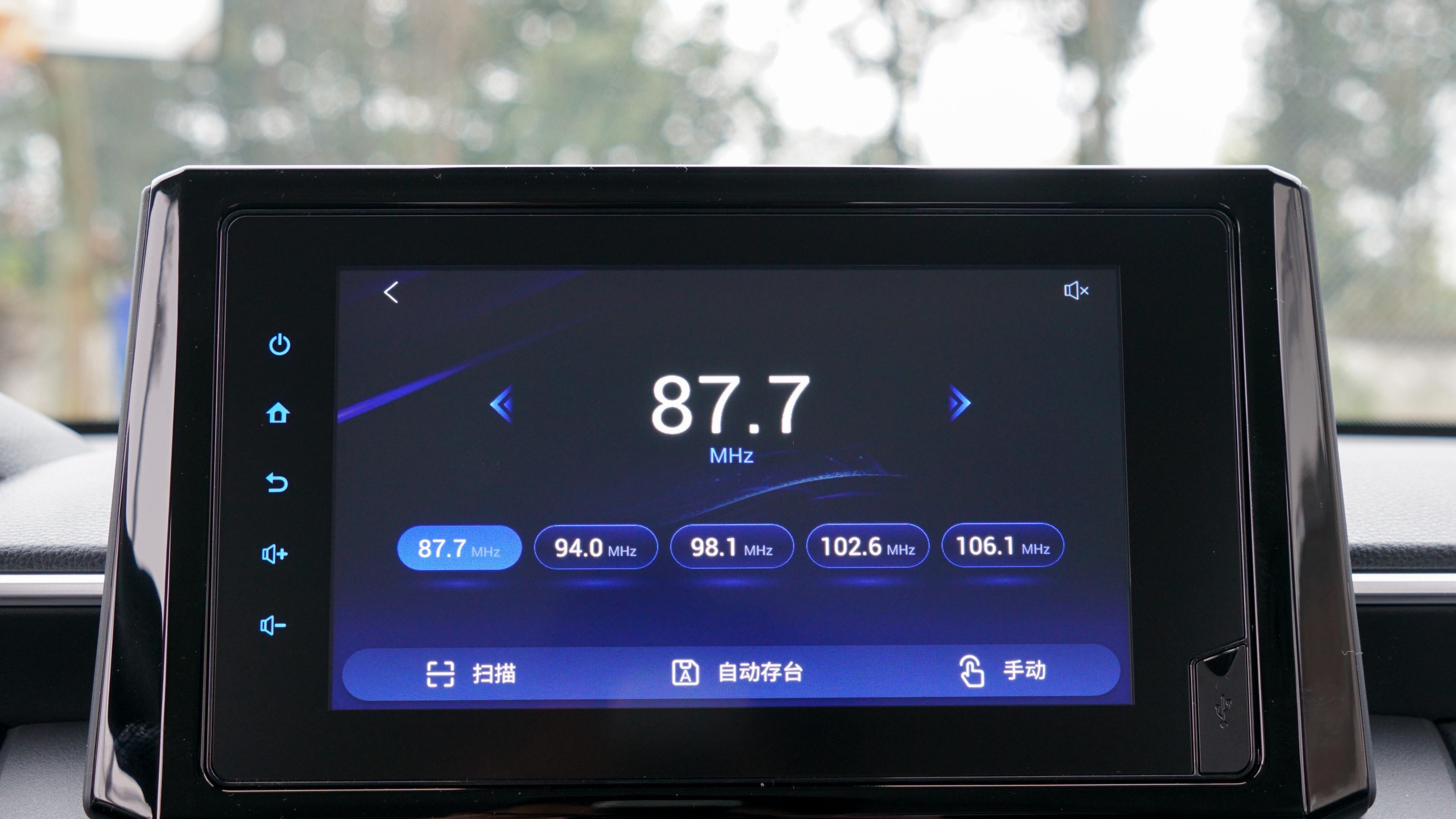 搭2.0L+CVT，配171马力，售12.98万，最低配卡罗拉锐放值得吗？