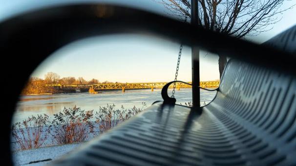 定焦镜头的焦段应该如何选择？35、50还是85？