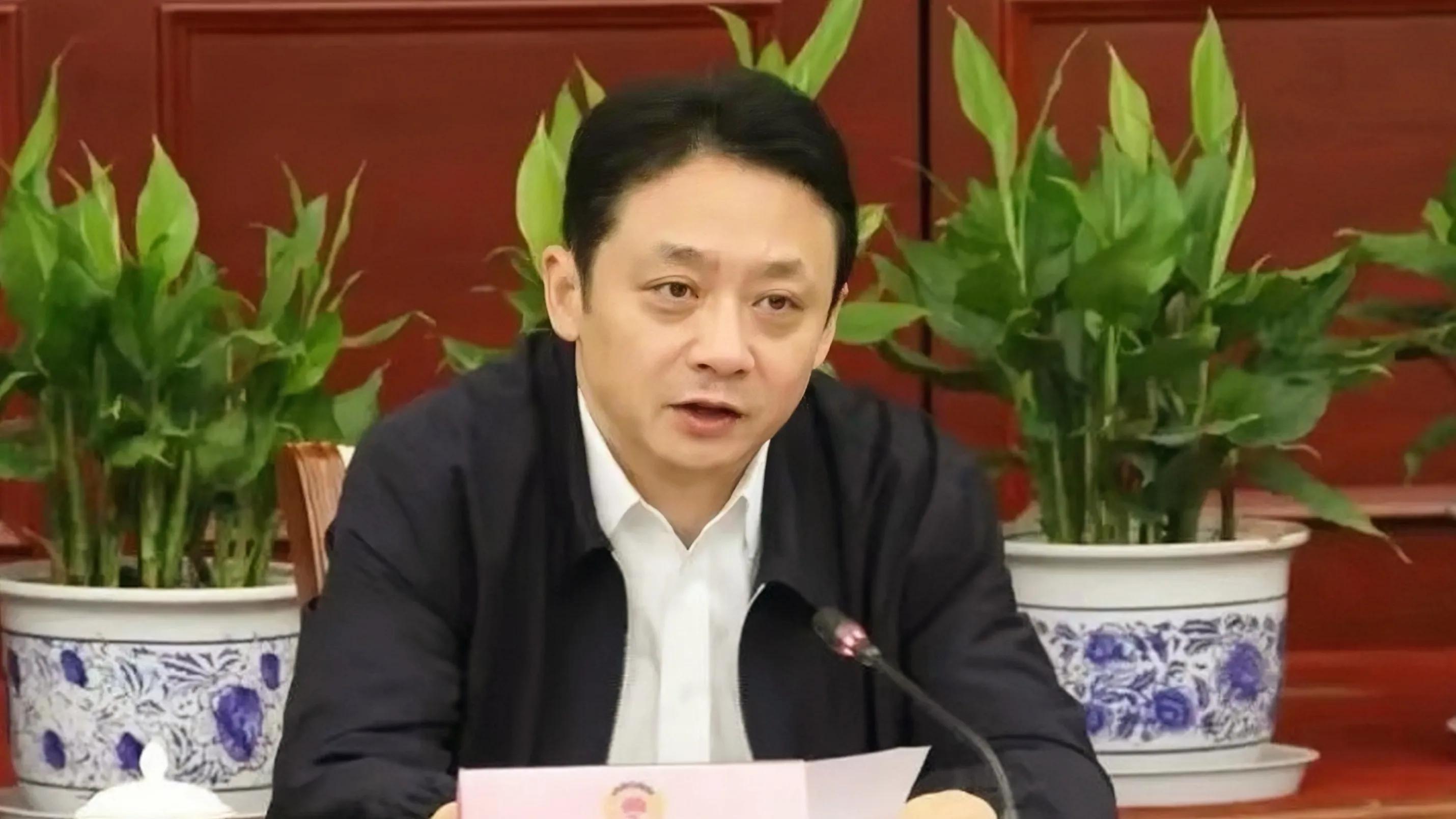 突发！5月28日晚，上海警界“巨虎”被查，知法犯法，罪加一等