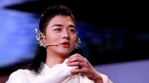 两年的时间你就这么沉不住气了？33岁霍尊难逃美人关，新恋情被爆