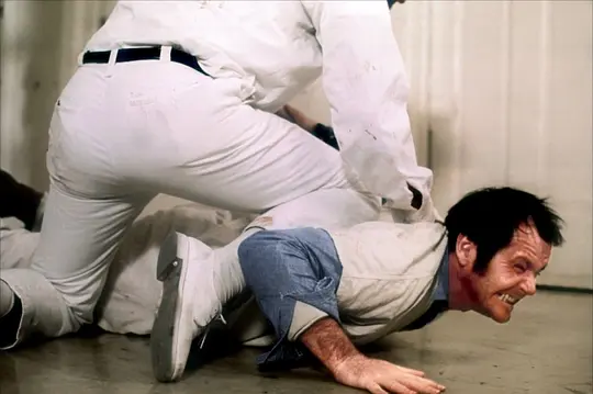 《飞越疯人院》：让人热泪盈眶也让人反思人生