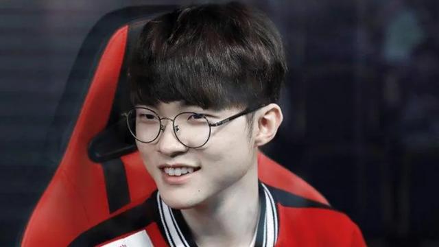 你可能不玩英雄联盟，但是你一定认识世界第一中单“Faker：李相赫”！