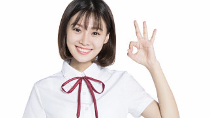 摆烂的我参加求生综艺，不仅成了求生大师，还意外收获鲜肉男友！