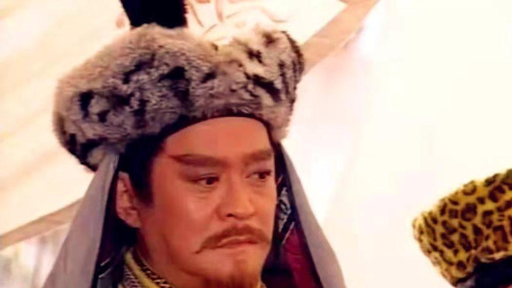 写辽帝南侵前，金庸着重写了两件事，奠定了萧峰的结局