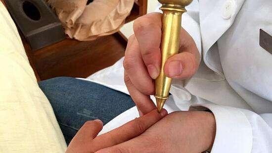 老中医|名老中医李仲愚，用祖传绝招杵针、气功治疗奇难杂症，收效甚佳