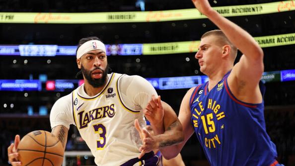 湖人0-4后! 交易浓眉上热搜，哈姆扬言明年夺冠，老詹疑似考虑退役