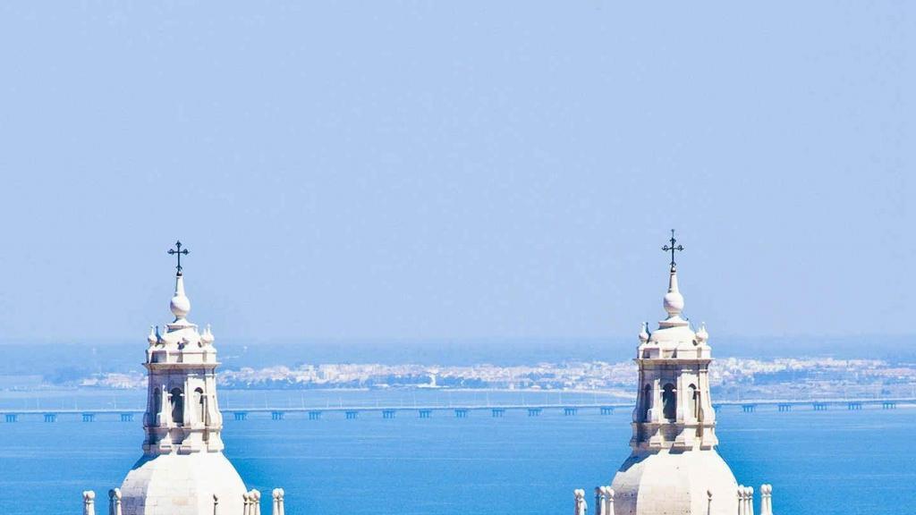 迷人的里斯本：穿越古老与现代的神奇之旅