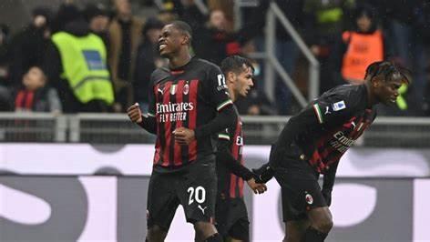 AC米兰时隔15年再吞下苦涩结果，全队将士立即回到基地进行反思