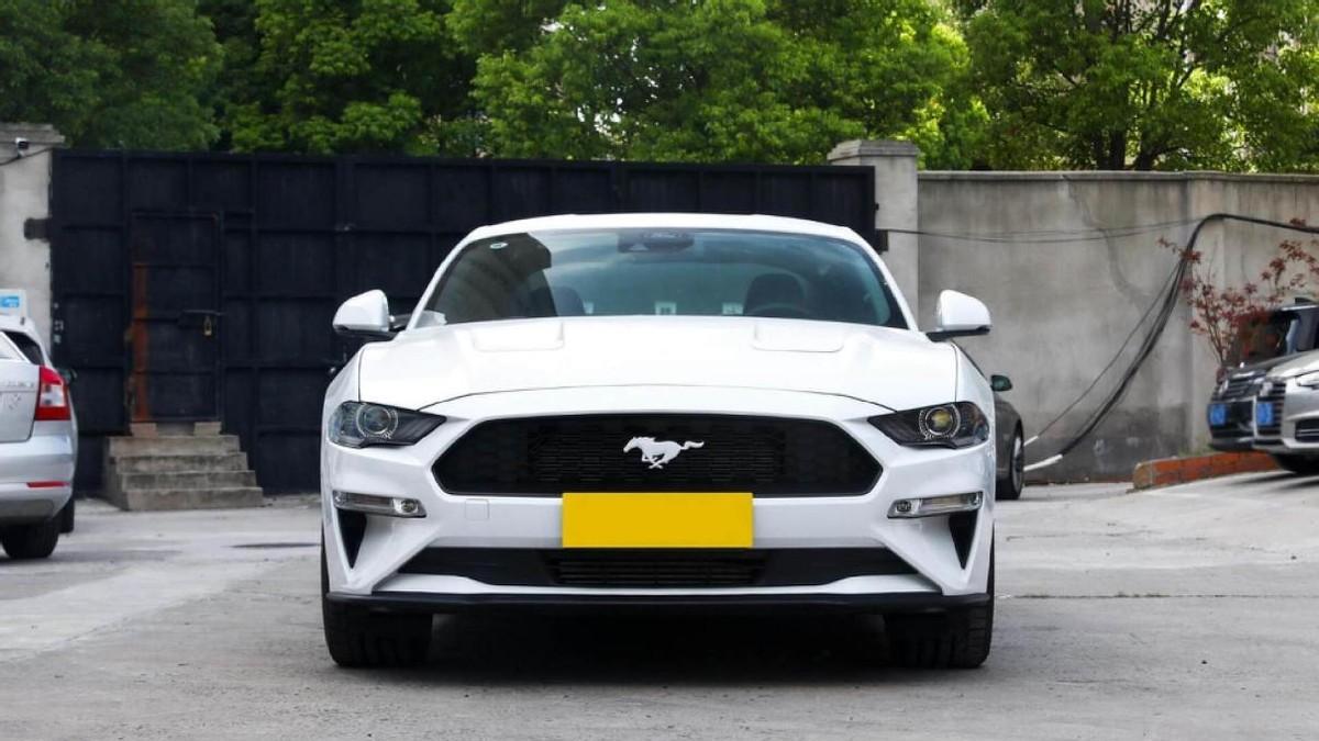 福特Mustang这款车，符合年轻人的要求吗？