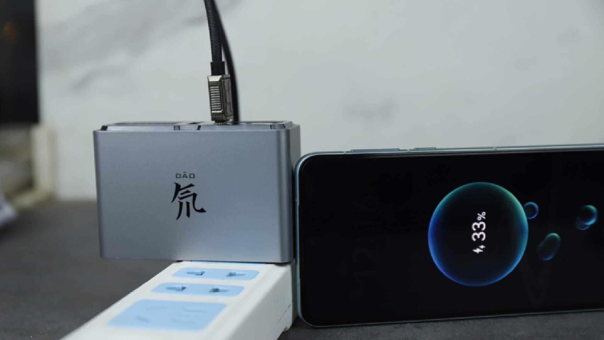 氘锋120W氮化镓初体验：科技感设计十足，性能超乎想象