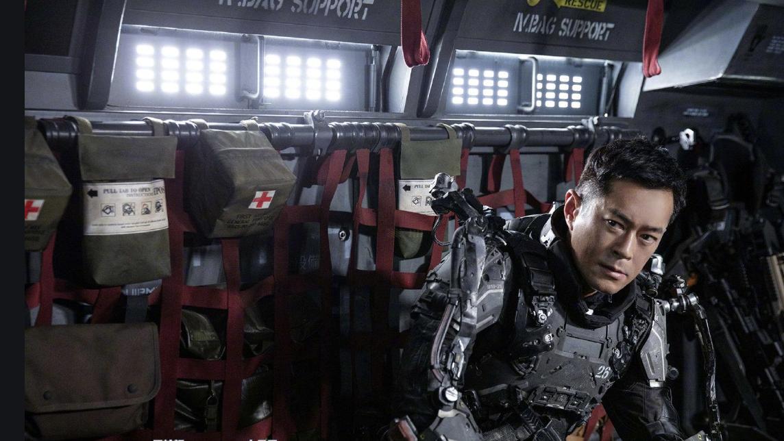 《明日战记》：机甲与太空的华章