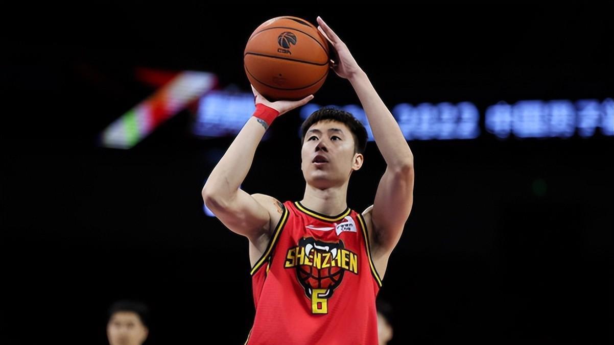 CBA三消息：山东新援全都放弃，曾繁日回归广东，易建联依旧领跑