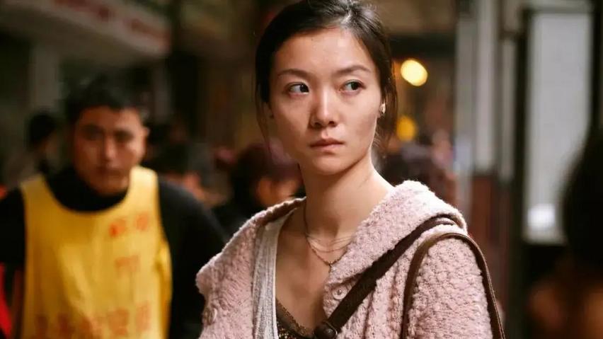 《下海》：题材敏感的大尺度影片，下岗女工为生计被迫走上不归路