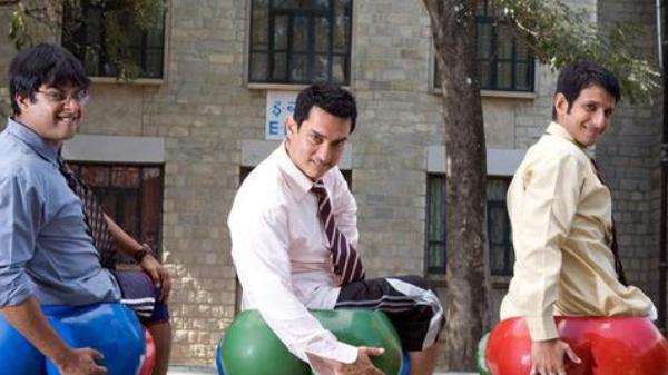 《三傻大闹宝莱坞》，生命的本质，在于追求快乐