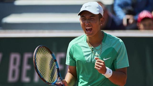 累得喘粗气！先赢2盘后连丢3盘，商竣程遭大逆转无缘法网首胜