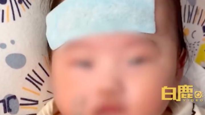婴儿被亲属轮番亲吻后高烧，老人：都是这样过来的，没什么娇贵的