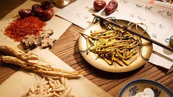 养生|身体痒，错当皮肤病？提醒：“3部位”发痒，或是糖尿病在逼近，别大意