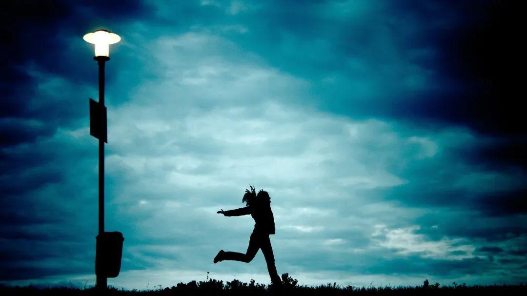 糖尿病|气温回升，跑友们如何开启夜跑模式？