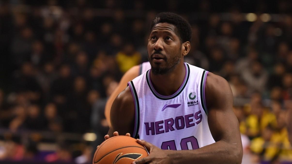 CBA三消息：吉林签约廉价外援，曾凡博人气之王，林葳差距非常大