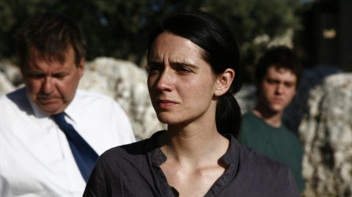 你看过焦土之城吗？故事讲述了双胞胎循着母亲的遗嘱寻找素未谋面的父亲，意外发现母亲不为人知的过去