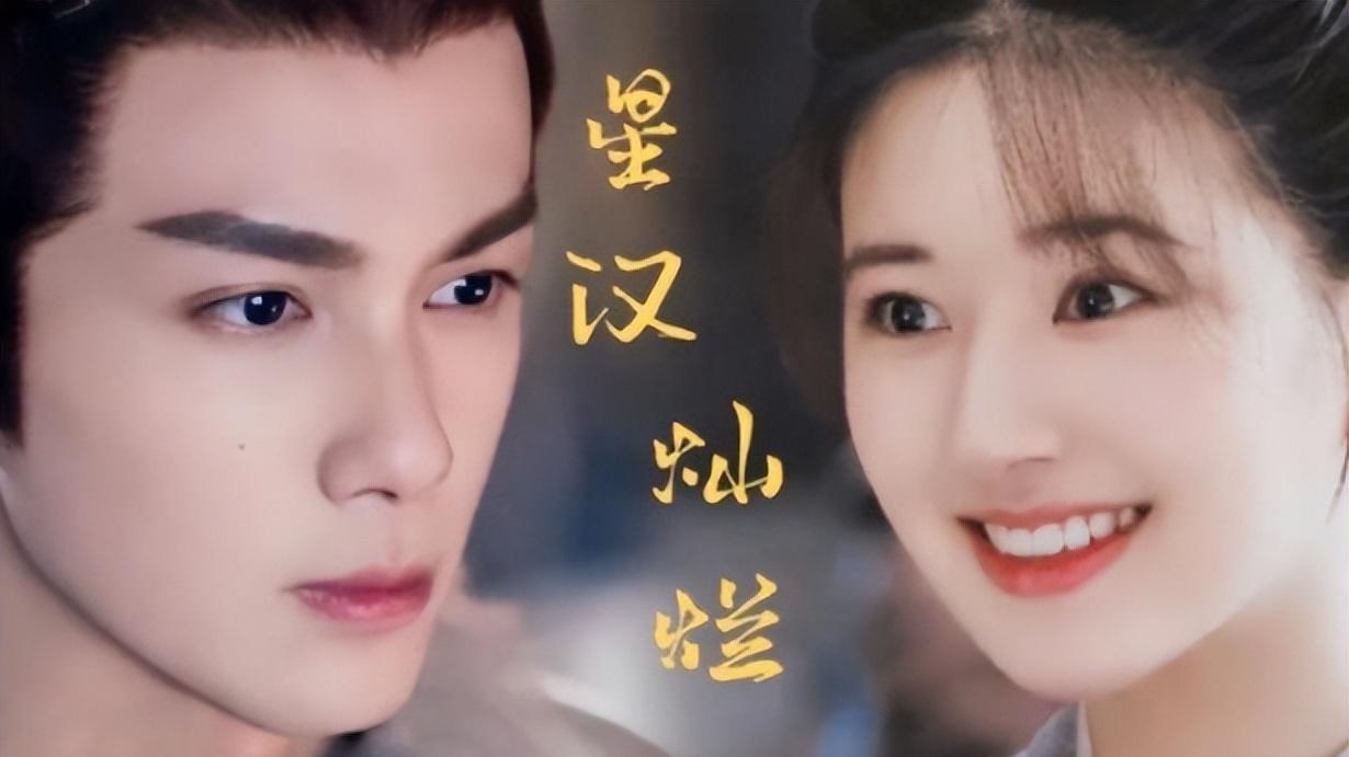 赵露思小时候照片流出，原装脸等比长大，整容的明星要脸红了