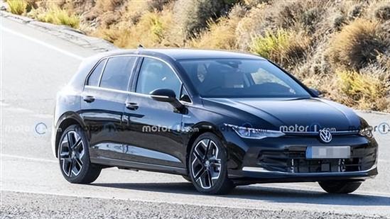 燃油绝唱？大众新高尔夫实车曝光，换引擎，内饰大幅升级