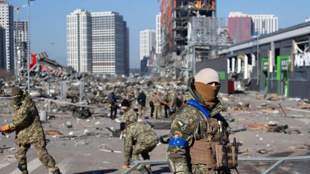 "乌克兰武装部队总司令与总统府对战局态度的分歧"