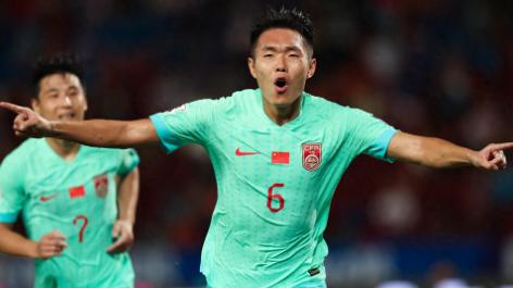 国足逆袭！武磊扳平，王上源绝杀，泰国遭遇开门黑，深圳之战引发期待！