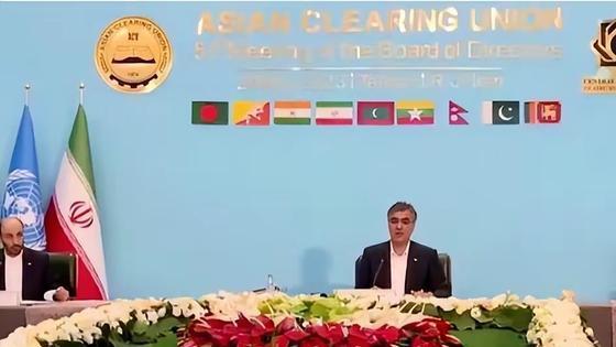 唯独没邀请中国？俄罗斯、伊朗宣布组建新结算系统，邀请14国参与