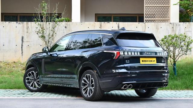 领克09 EM-P：智能科技的实力诠释，与同级别竞品的直接对决