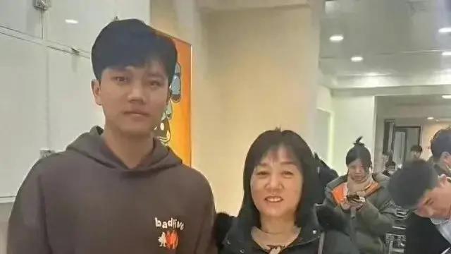 解清帅抖音来了！回应寻亲谈吐大方，1小时涨粉13w，全程未提到爷爷奶奶