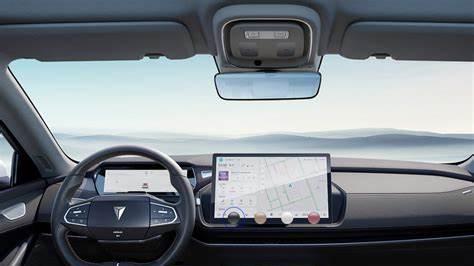 深蓝SL03：年轻人的第一款电动轿跑