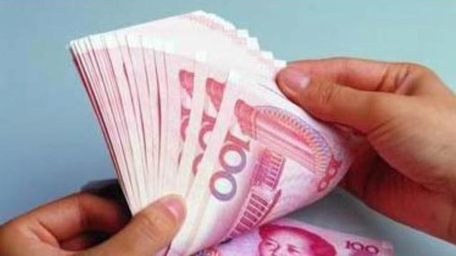 湖南长沙，男子5000元租房，无端被房东扫地出门，索赔3.5万元