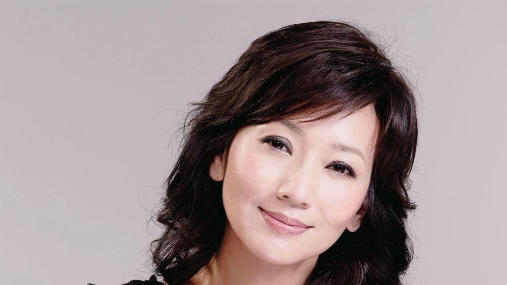 活出自在女人美：《女人赢在28岁前》的启示和借鉴