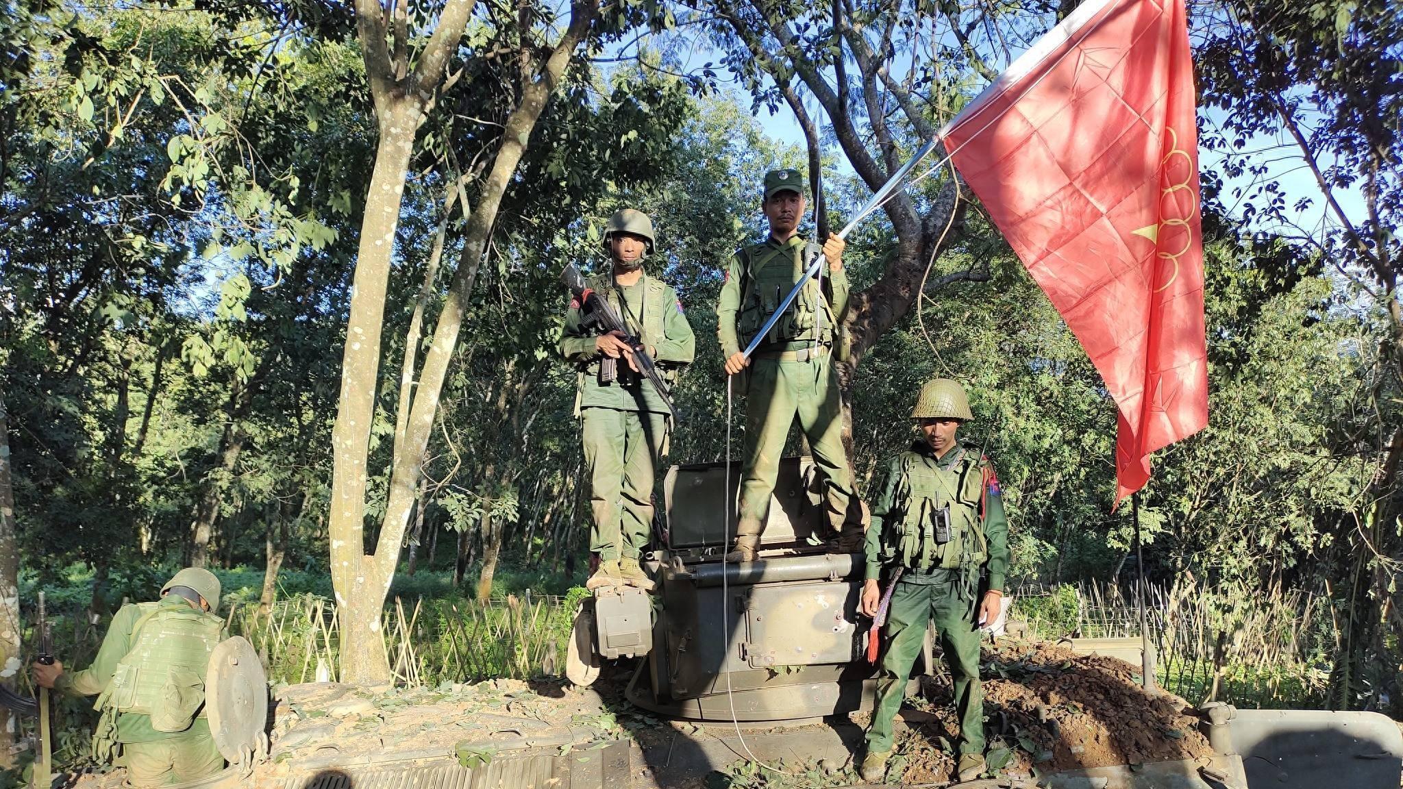 中国不废话，派军舰提醒缅军，已在西太平洋准备就绪，拜登不要怂