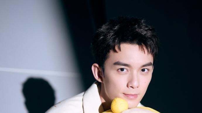 童星吴磊正式代言《蛋仔派对》，化身蛋仔形象亮相直播首秀！