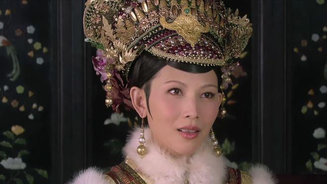 纯元皇后是大绿茶，穿封妃吉服探望怀孕妹妹，勾引妹夫目的太明显