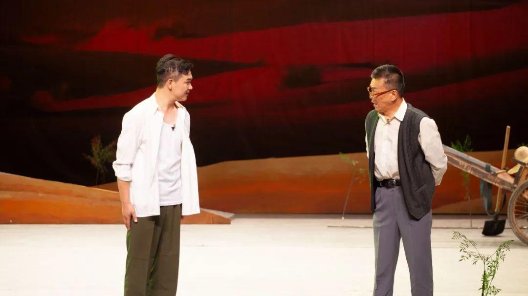 军垦题材豫剧《沙海红柳》新疆首演